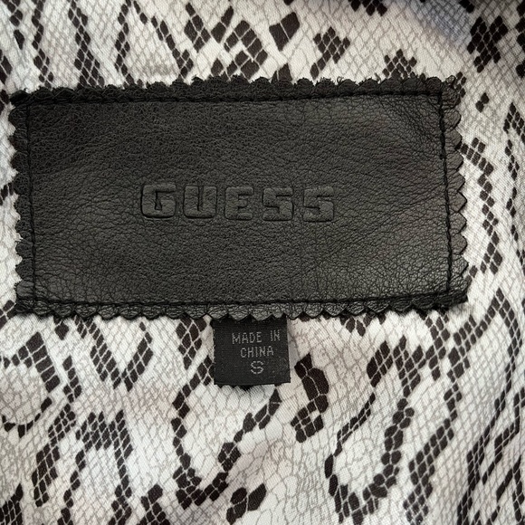 Genuine leather Guess jacket - Picture 5 of 11